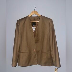 100% pure virgin wool Women's Blazer size 16